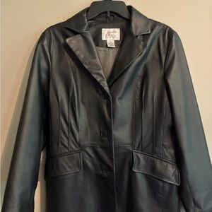 Madison & Max Women's Classic Black Leather Jacket